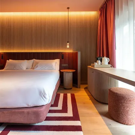 Palacio Bellas Artes San Sebastian, Curio Collection By Hilton فندق 4*