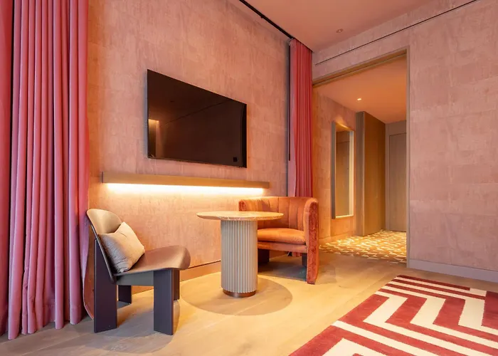 Palacio Bellas Artes San Sebastian, Curio Collection Hilton 酒店 圣塞瓦斯蒂安