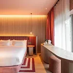 Palacio Bellas Artes San Sebastian, Curio Collection By Hilton Hotell