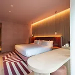 Palacio Bellas Artes San Sebastian, Curio Collection By Hilton Hotell