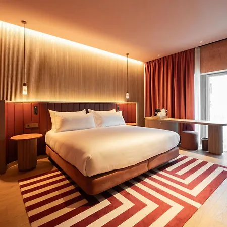 Palacio Bellas Artes San Sebastian, Curio Collection By Hilton Hotell 4*