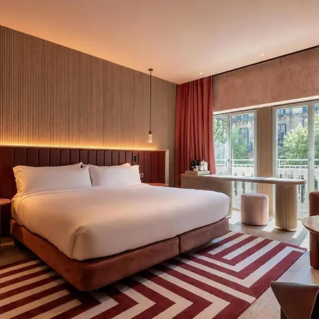 Palacio Bellas Artes San Sebastian, Curio Collection By Hilton Hotell