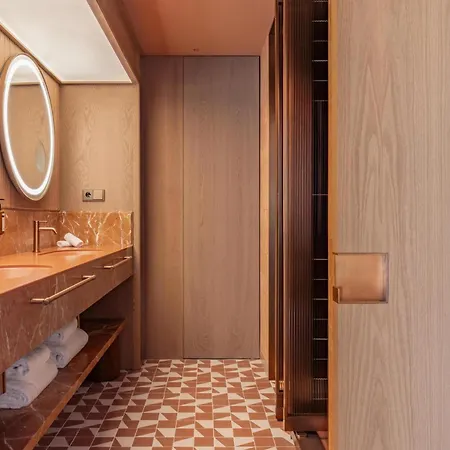 Hotell Palacio Bellas Artes San Sebastian, Curio Collection By Hilton 4*