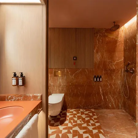 Palacio Bellas Artes San Sebastian, Curio Collection By Hilton Hotel