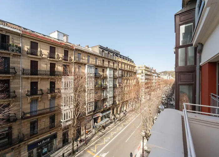 Palacio Bellas Artes San Sebastian, Curio Collection Hilton 4* San Sebastián